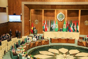 Chủ tịch nước Lương Cường thăm và phát biểu chính sách tại Liên đoàn Arab