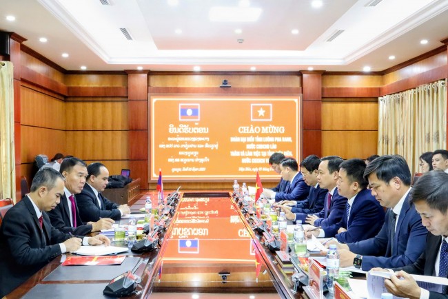Điện Biên - Luông-pha-bang: Trao đổi kinh nghiệm tổ chức chính quyền địa phương hai cấp