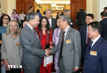 Trí thức, nhà khoa học, văn nghệ sỹ - lực lượng tiên phong mở đường cho dân tộc tiến lên