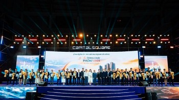 gan 2000 chuyen vien kinh doanh khuay dong le ra quan sieu du an capital square da nang