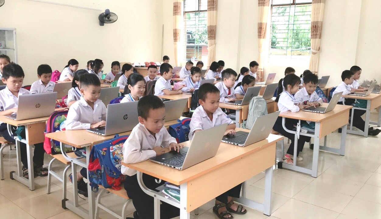 Quỹ Thiện Tâm đón nhận Huân chương Lao động hạng Nhất của Chủ tịch nước