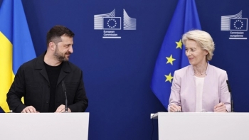 tin quoc te ngay 188 nga ukraine tiep tuc xung dot ong zelensky va nhieu lanh dao chau au sang my