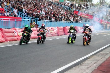 60 tay đua tranh tài tại chặng III Giải đua mô tô Cúp vô địch quốc gia tại Cần Thơ