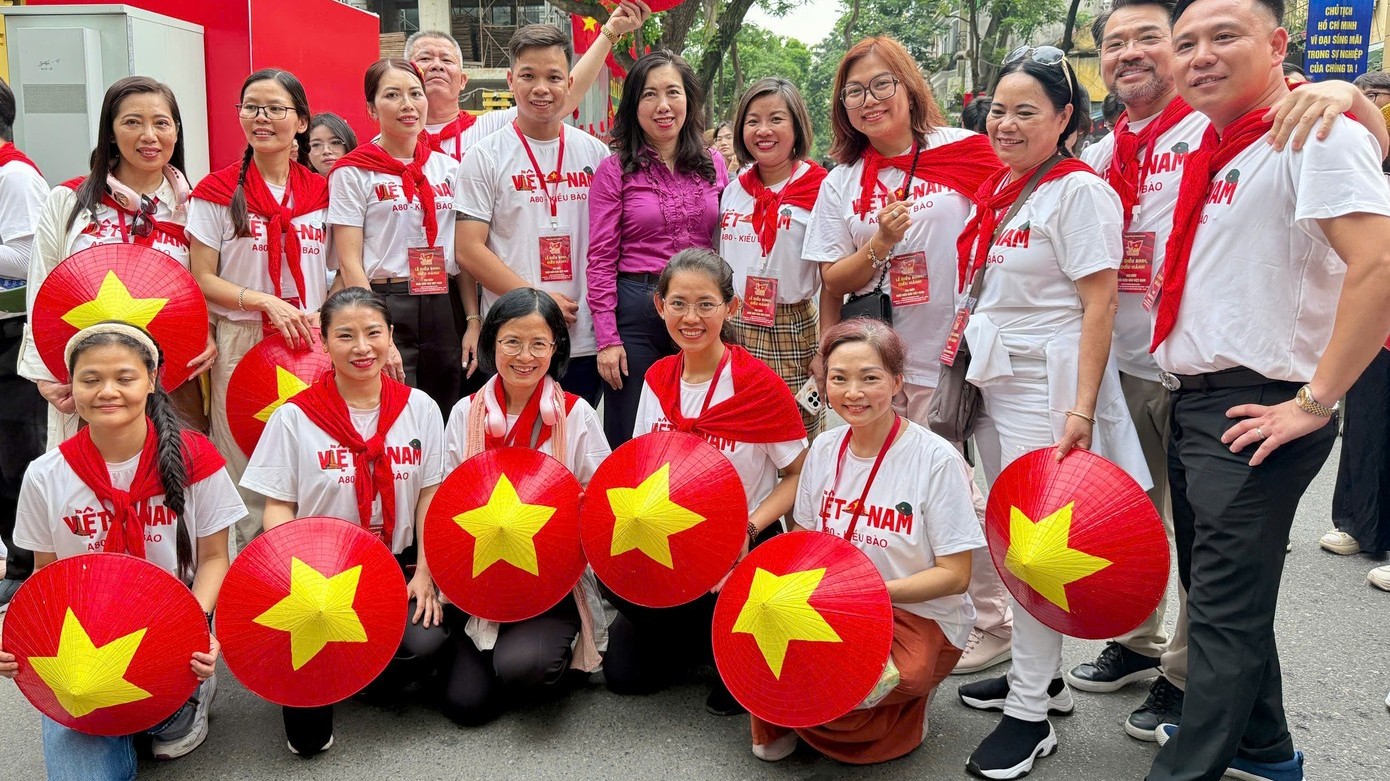 Lễ diễu binh, diễu hành Quốc khánh 2/9: Lần đầu tiên có khối kiều bào tham gia
