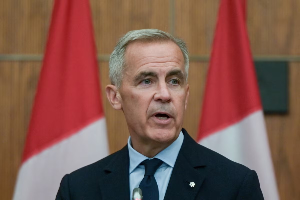Thủ tướng Canada Mark Carney phát biểu tại Ottawa ngày 22/8/2025, sau khi tuyên bố xóa bỏ nhiều mức thuế trả đũa đối với hàng hóa Mỹ nhằm khởi động lại các cuộc đàm phán thương mại. (Ảnh: Reuters)