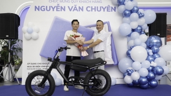 khach hang vinfast bat ngo vi trai nghiem mua 1 duoc 2