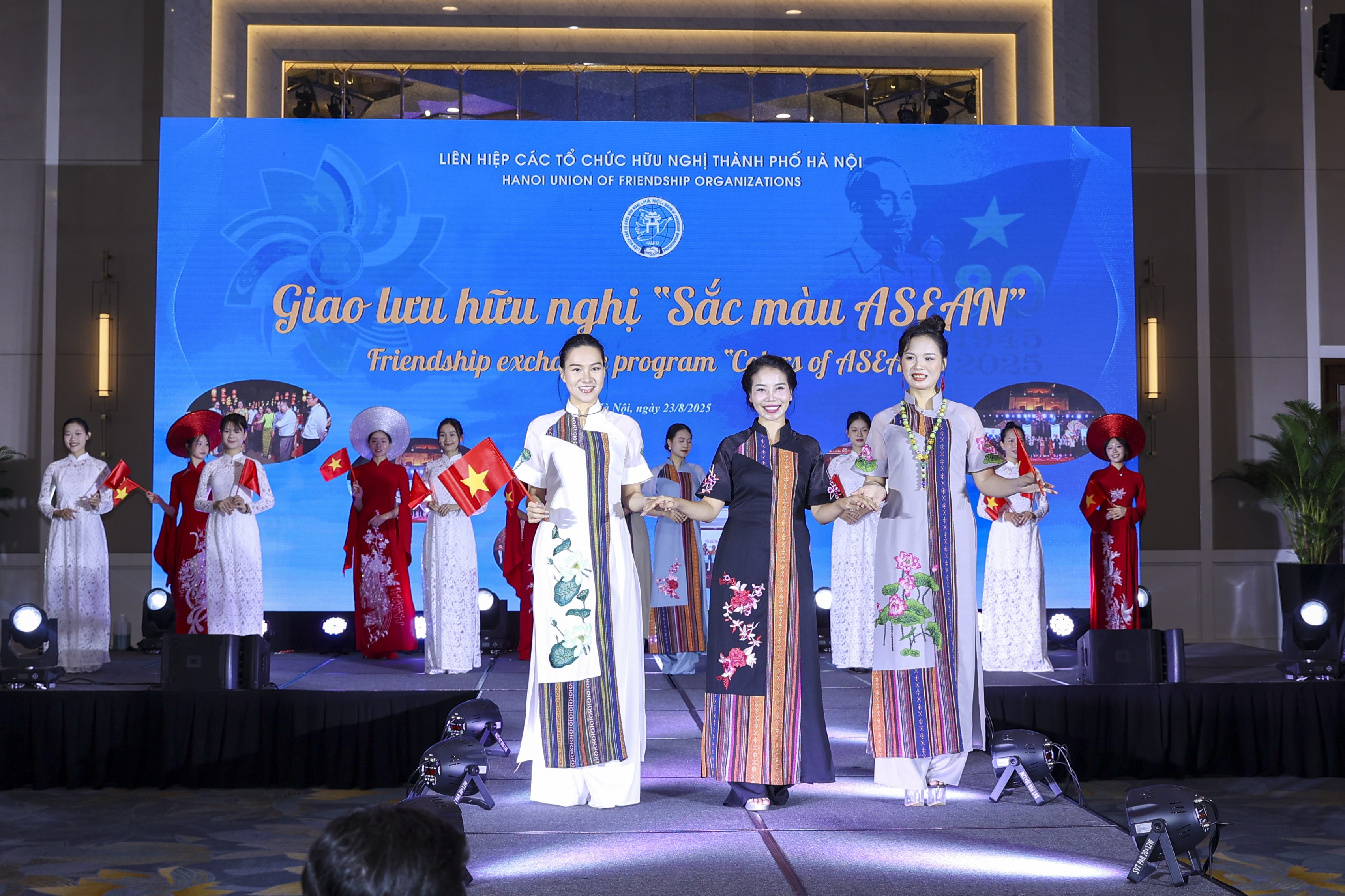 “Sắc màu ASEAN”: Khi văn hóa trở thành những nhịp cầu