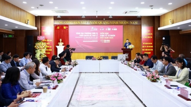 Gỡ "điểm nghẽn" pháp lý, khơi thông dòng chảy cho kinh tế tư nhân