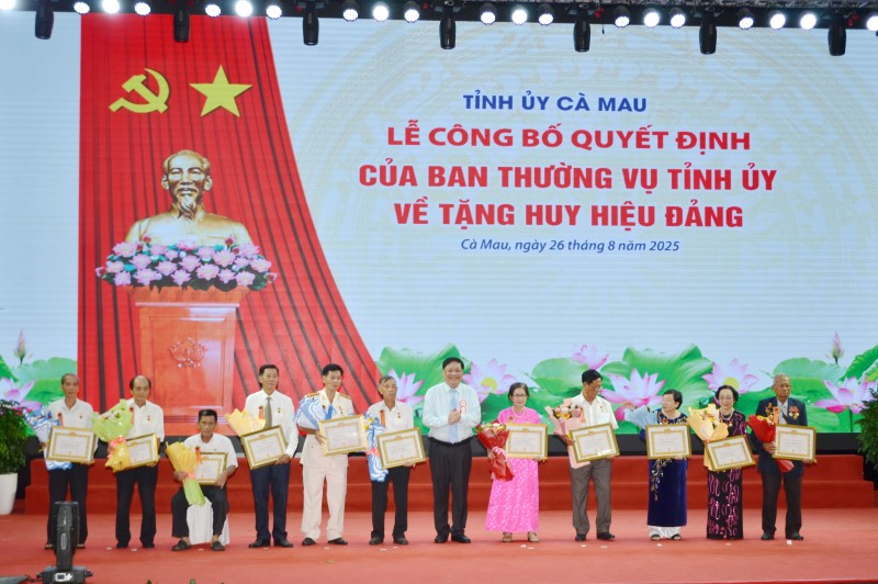 Cà Mau phát huy truyền thống 80 năm, vững bước trong kỷ nguyên phát triển mới