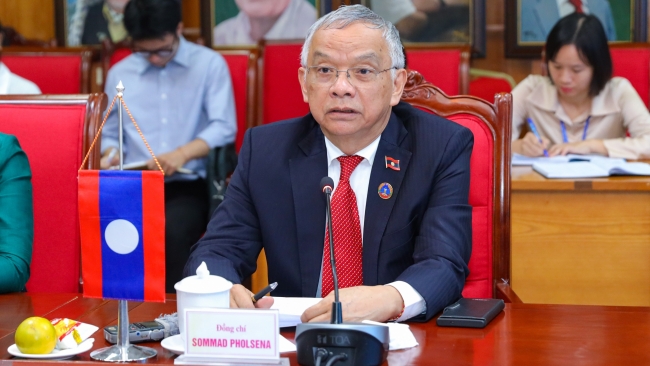 Phó Chủ tịch Quốc hội Lào: Thành tựu 80 năm của Việt Nam là nguồn cổ vũ cho nhân dân Lào
