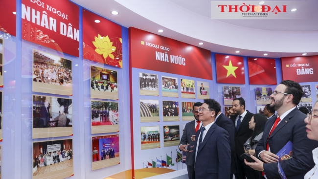 [Ảnh] 80 năm tận tụy phụng sự của Ngoại giao Việt Nam