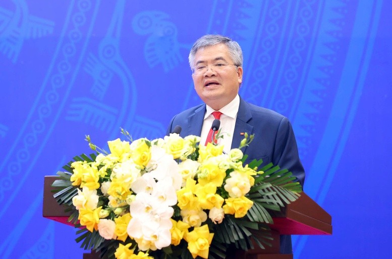 Phó Chủ nhiệm Văn phòng Chủ tịch nước Cấn Đình Tài phát biểu - Ảnh VGP/