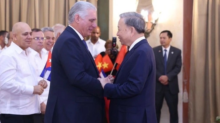 Bí thư Thứ nhất, Chủ tịch Cuba và Phu nhân thăm Việt Nam, dự kỷ niệm Quốc khánh