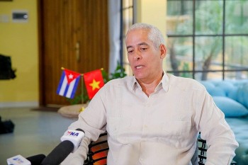 "Việt Nam và Cuba sẽ còn hiện diện nhiều hơn trong nhau!"