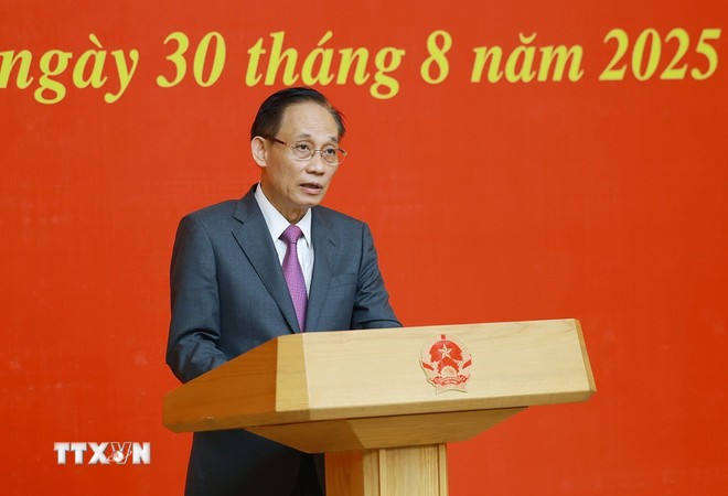 Thủ tướng giao Quyền Bộ trưởng Bộ Ngoại giao cho ông Lê Hoài Trung
