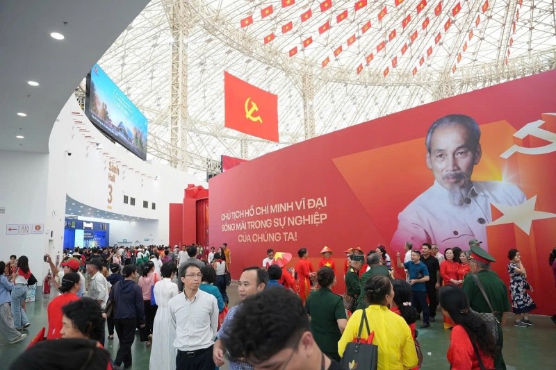 Triển lãm thành tựu đất nước đón hàng trăm nghìn lượt khách mỗi ngày