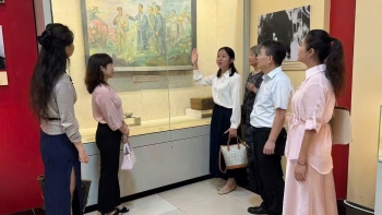 ban be trung quoc chia se ky niem va tinh cam nhan dip 80 nam quoc khanh viet nam