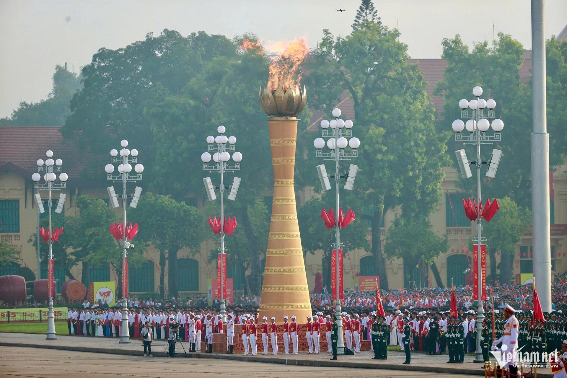 Lễ kỷ niệm, diễu binh, diễu hành 80 năm Cách mạng tháng Tám Thành công và Quốc khánh Lễ kỷ niệm, diễu binh, diễu hành 80 năm Cách mạng tháng Tám Thành công và Quốc khánh