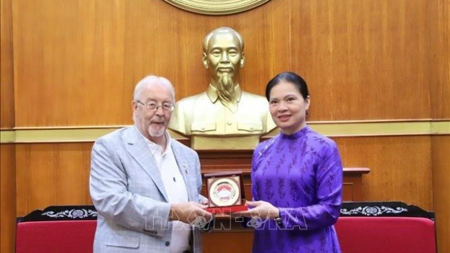 Bí thư Đảng Cộng sản Anh ấn tượng về tinh thần yêu nước của nhân dân Việt Nam
