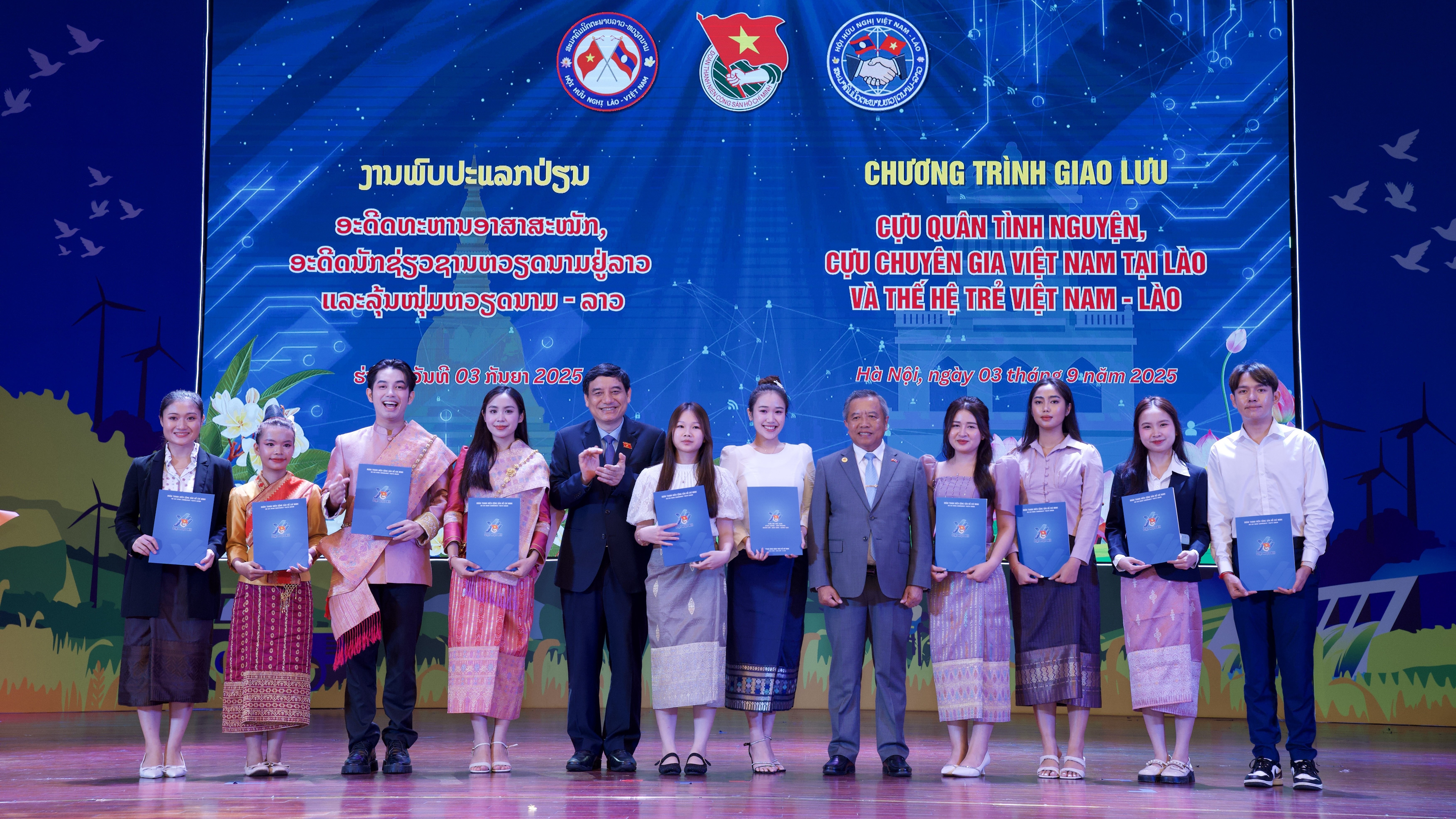 Tiếp nối mạch nguồn hữu nghị, thắp sáng khát vọng thanh niên Việt - Lào
