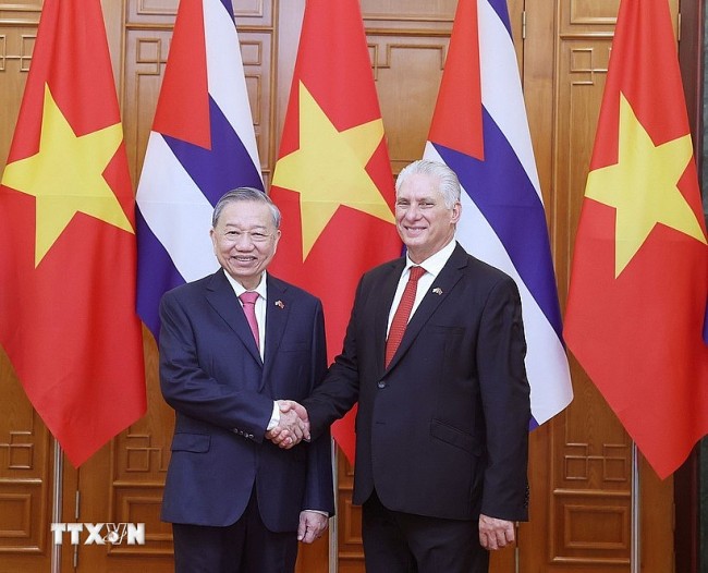 Bồi dưỡng, giáo dục thế hệ trẻ hai nước gìn giữ và phát triển mối quan hệ đặc biệt Việt Nam-Cuba