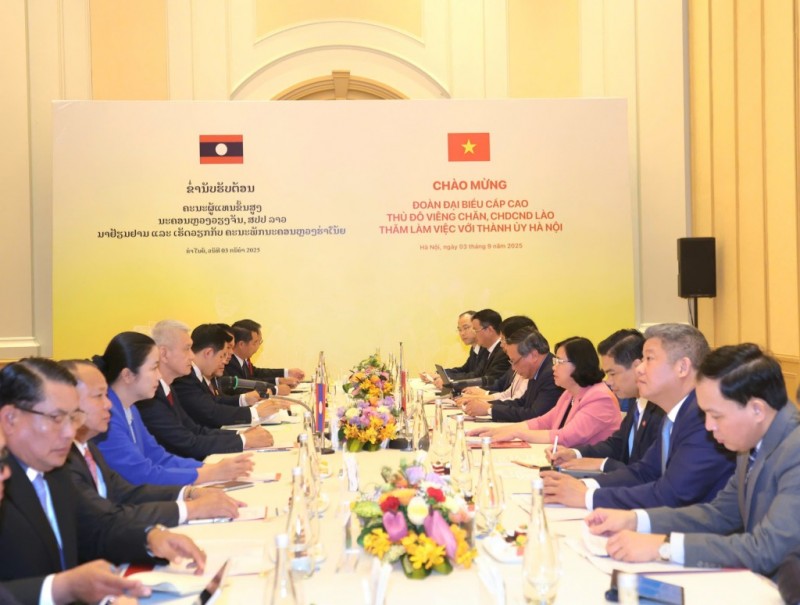 Hà Nội - Vientiane: Phát huy truyền thống, nâng tầm hợp tác song phương