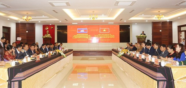3 tỉnh Đông Bắc Vương quốc Campuchia chúc mừng Quốc khánh Việt Nam