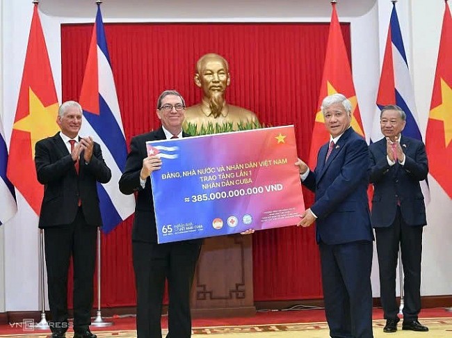 Gần 2 triệu lượt với hơn 400 tỷ đồng ủng hộ nhân dân Cuba