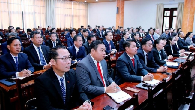 Việt Nam khai giảng lớp bồi dưỡng cán bộ, giảng viên trường chính trị Lào