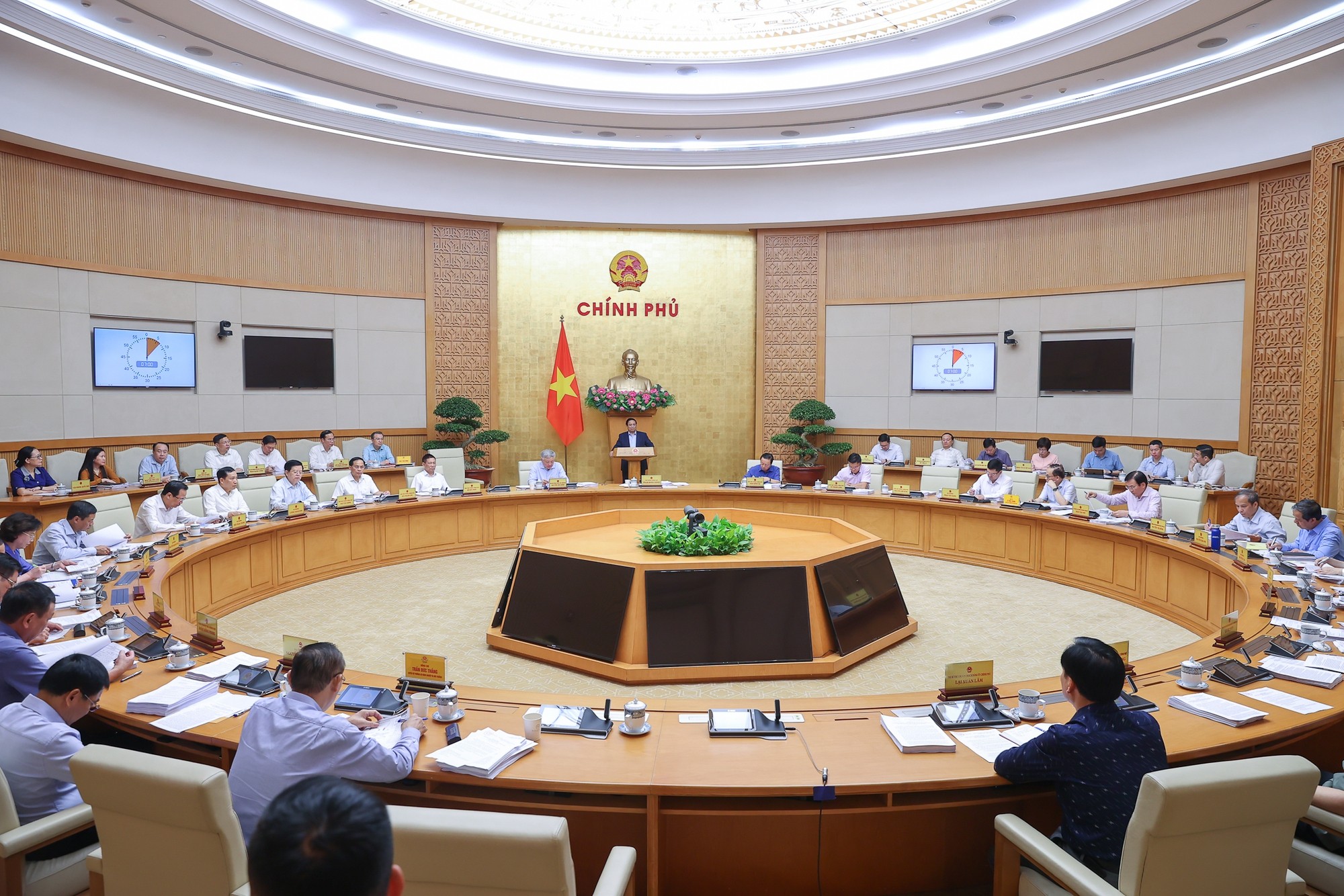 Thủ tướng Phạm Minh Chính chủ trì phiên họp Chính phủ thường kỳ tháng 8/2025. (Ảnh: VGP