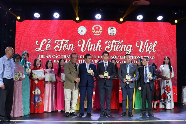 Tiếng Việt ngân vang tại Séc