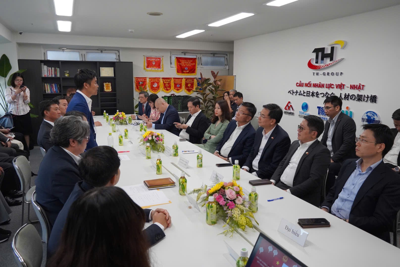 Ra mắt trung tâm xúc tiến quảng bá hàng Việt Nam tại Osaka (Nhật Bản)