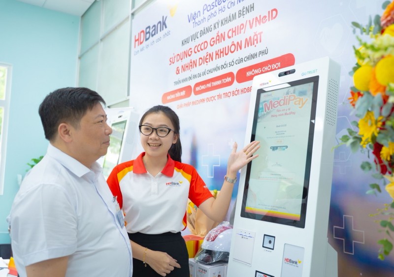 HDBank vận hành hệ thống Kiosk y tế thông minh tại Viện Pasteur TP Hồ Chí Minh