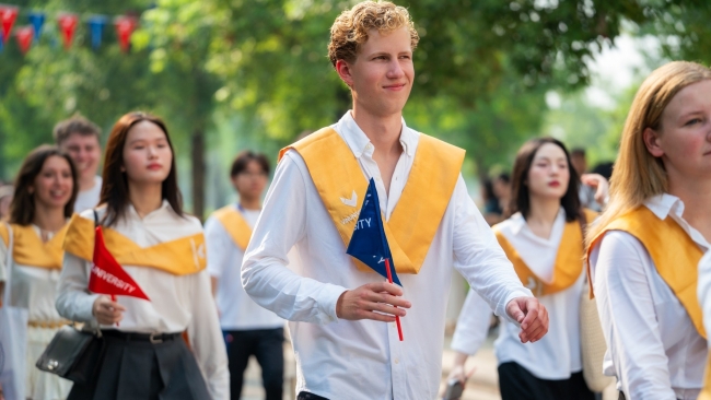 VinUni khai giảng khóa 6, ra mắt tân hiệu trưởng và dàn lãnh đạo tinh hoa