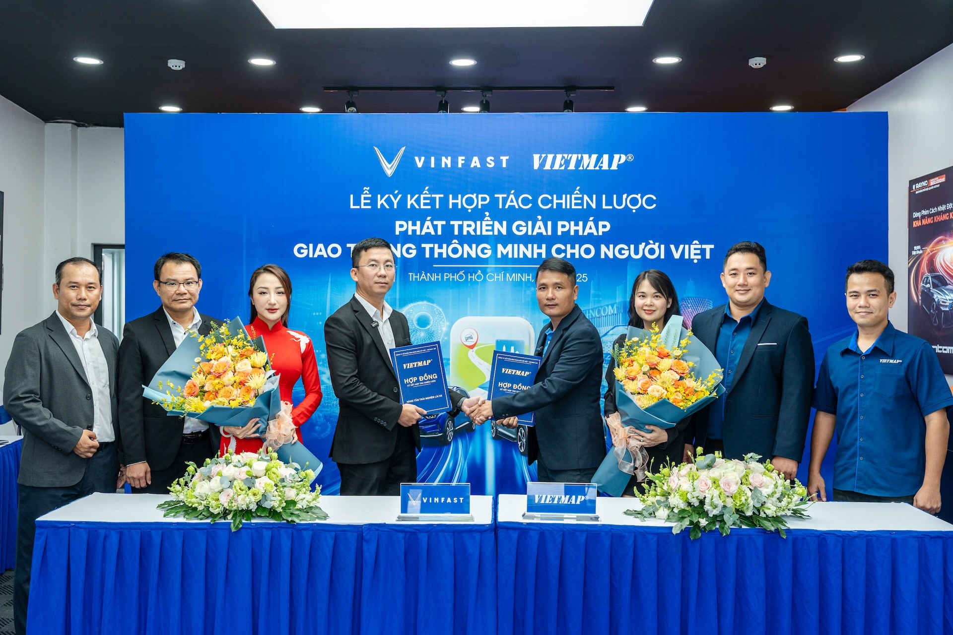Vinfast và Vietmap ký kết hợp tác chiến lược, phát triển giải pháp giao thông thông minh cho người Việt