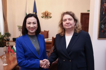 Bulgaria luôn dành tình cảm yêu mến và đặc biệt coi trọng quan hệ với Việt Nam