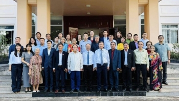 Phát triển tiếng Việt, giáo dục thế hệ trẻ để gắn kết cộng đồng người Việt tại Lào