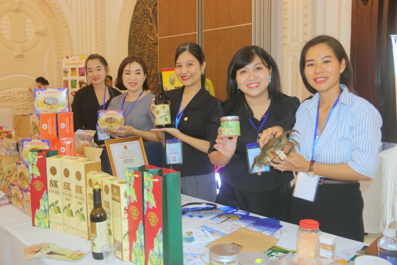 Cà Mau khẳng định vị thế du lịch bền vững với chuỗi sự kiện Ngày Du lịch Thế giới 2025