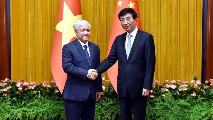 Chủ tịch Ủy ban Trung ương MTTQ Việt Nam chúc mừng Quốc khánh Trung Quốc