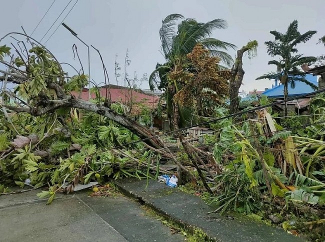 Bão Bualoi tiến vào Biển Đông trở thành cơn bão số 10