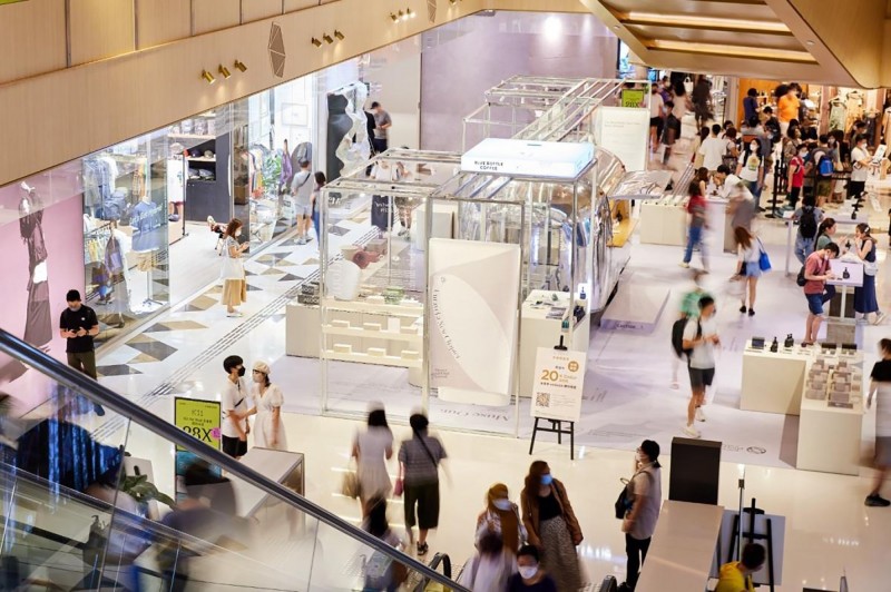 Startup Việt đón sóng cơ hội mới: Xu hướng Pop-up store trong trung tâm thương mại lên ngôi mùa lễ hội
