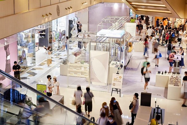 Startup Việt đón sóng cơ hội mới: Xu hướng Pop-up store trong trung tâm thương mại lên ngôi mùa lễ hội