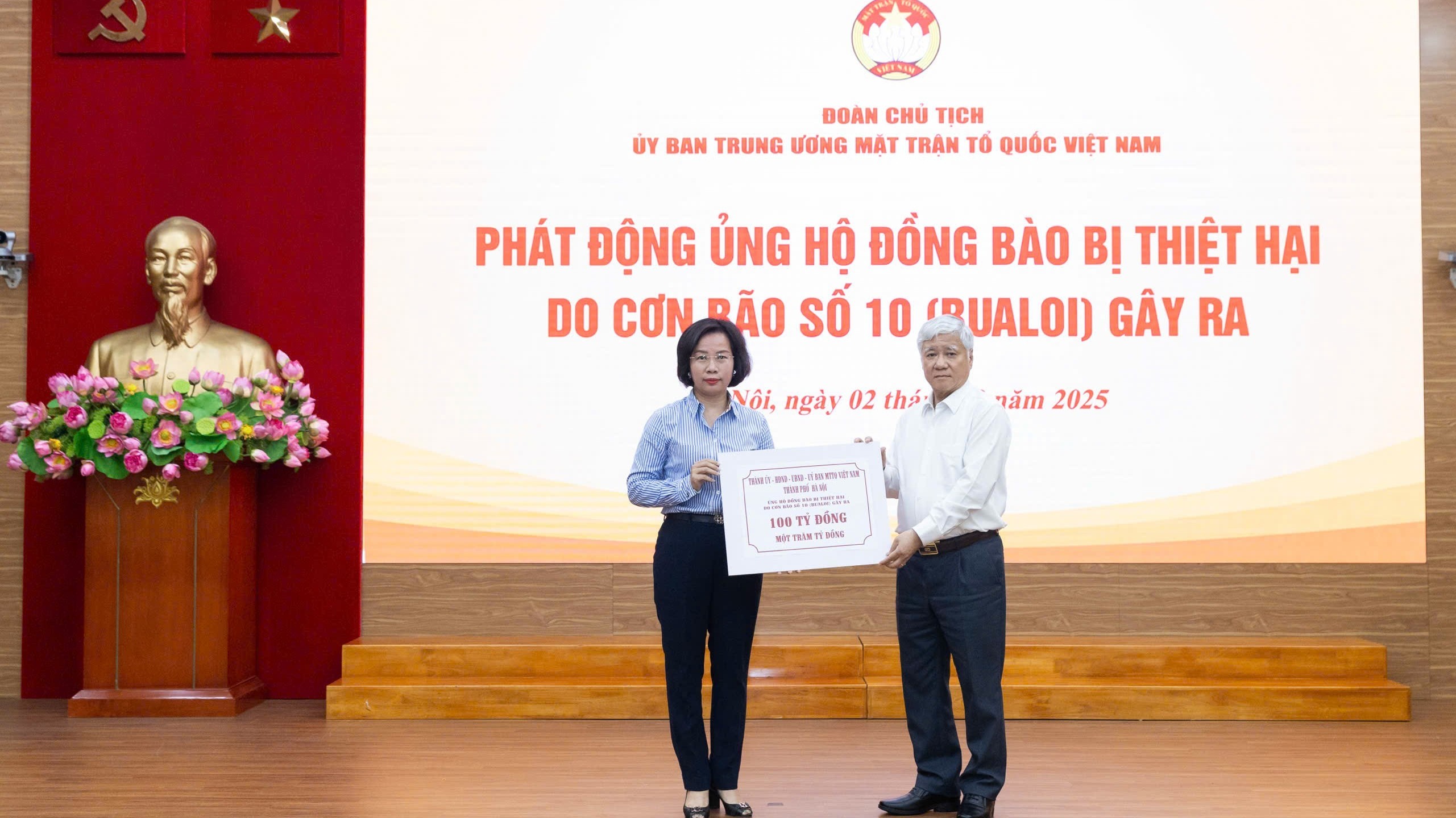 Mặt trận Tổ quốc Việt Nam phát động ủng hộ đồng bào bị thiệt hại bởi bão số 10