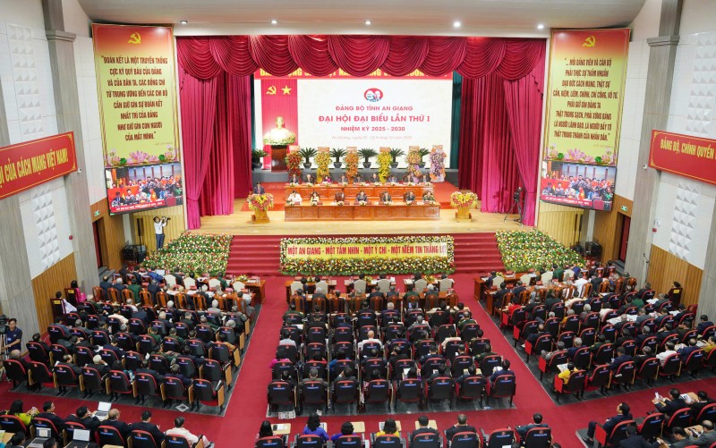 An Giang quyết tâm bứt phá, trở thành trung tâm kinh tế biển mạnh của quốc gia