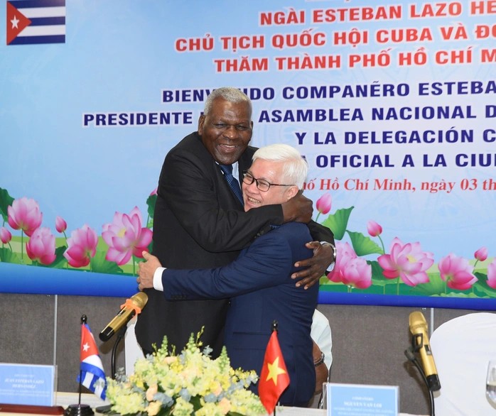 Từ “hữu nghị” chưa đủ để mô tả quan hệ Việt Nam - Cuba
