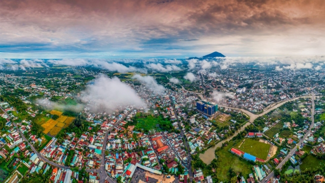 Tây Ninh dẫn đầu Đông Nam Bộ về tăng trưởng kinh tế