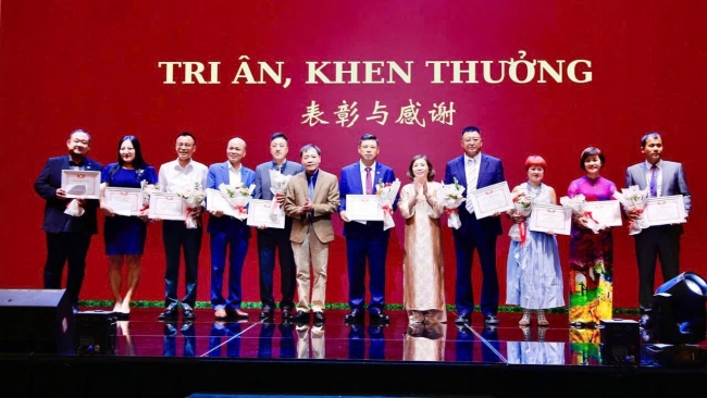 Giao lưu hữu nghị Việt - Trung 2025 tại Hải Phòng: Thúc đẩy hợp tác nhân dân và kết nối doanh nghiệp