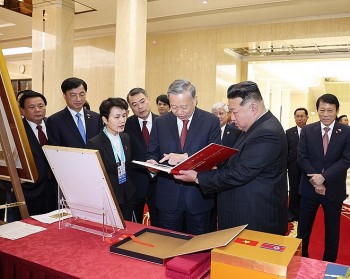 Chuyến thăm Triều Tiên của Tổng Bí thư: Xung lực mới cho quan hệ hữu nghị