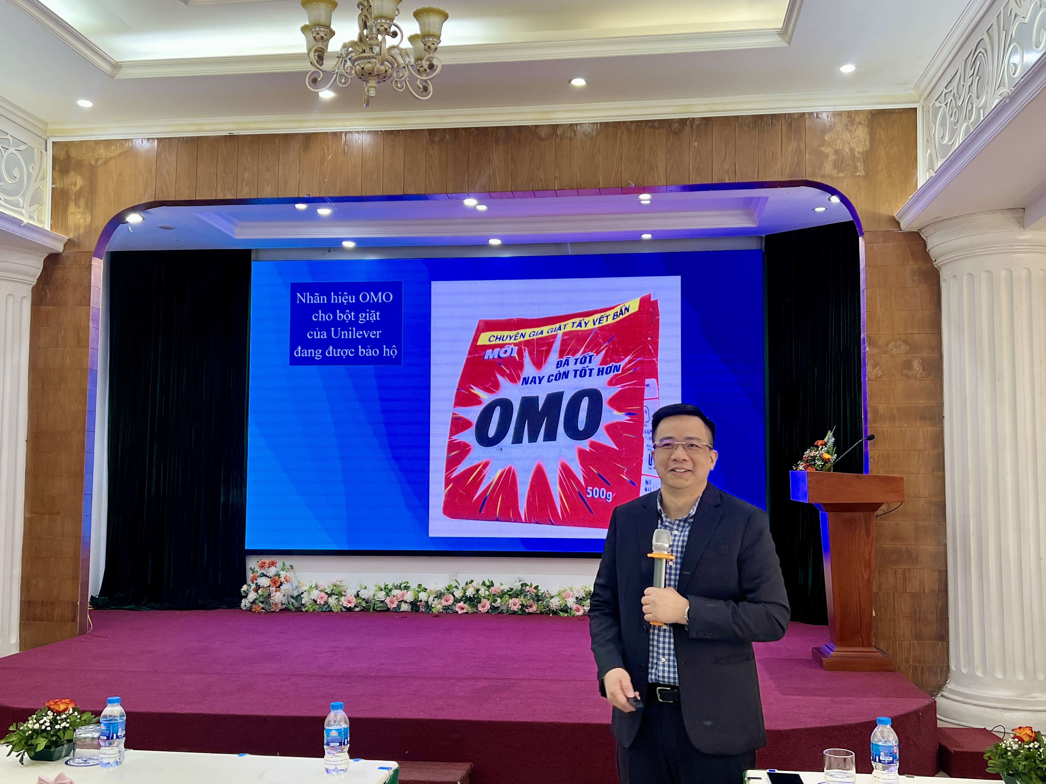 Thúc đẩy thực hành kinh doanh có trách nhiệm trong lĩnh vực khoa học và công nghệ