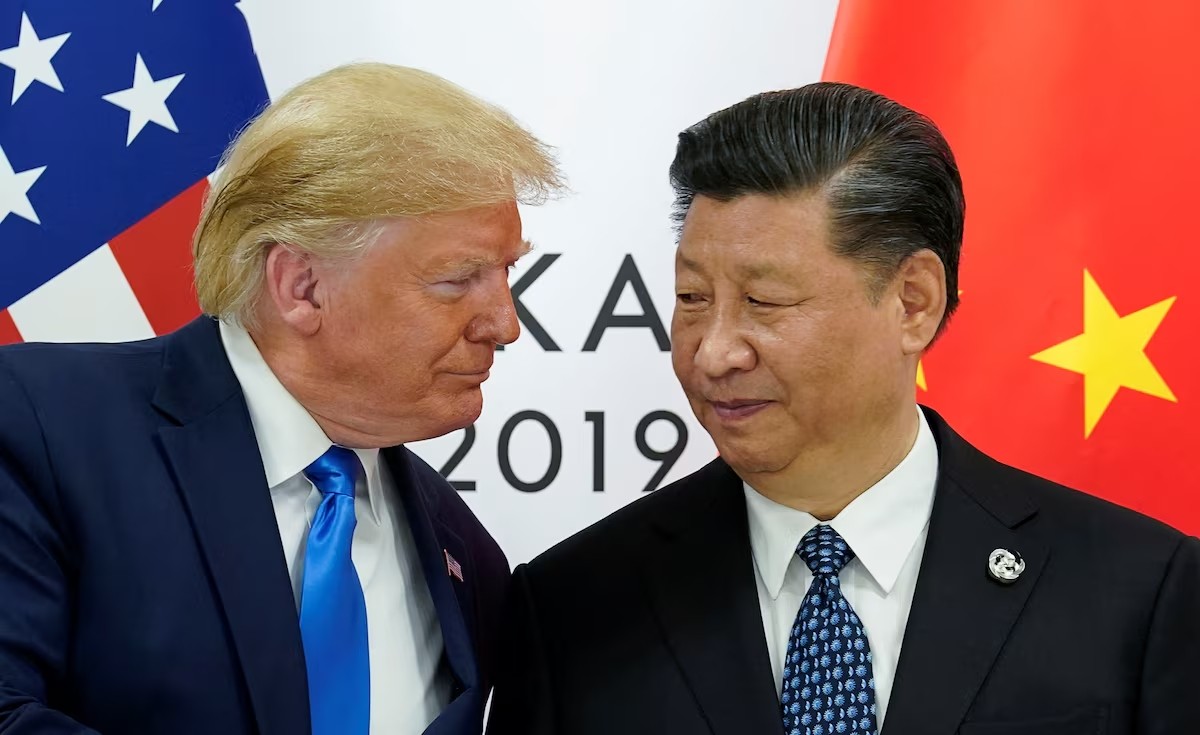 Tổng thống Mỹ Donald Trump gặp Chủ tịch Trung Quốc Tập Cận Bình tại cuộc họp song phương bên lề Hội nghị Thượng đỉnh G20 ở Osaka (Nhật Bản), ngày 29/6/2019. Ảnh: Reuters